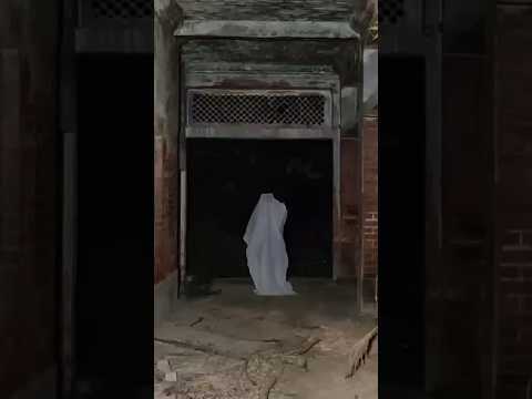 Ye kya hai.🧟‍♀️😱 Real Ghost Captured #shorts #youtubeshorts  #horrorshorts #bestshorts #ghost #aatma