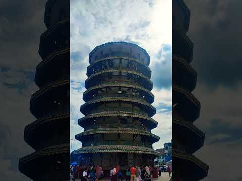 menara condong