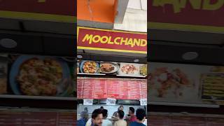 Delhi’s famous Moolchand Parantha #moolchand #parantha #delhistreetfood #delhifoodwalks #delhidiary