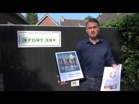 Overhandigen awards en certficaten aan winnaars Nationale Meetings Award 2020