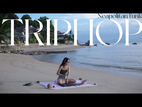 From Thailand: Merry Christmas! 🎅🏻 95-100bpm | Triphop Mix-by Yuna