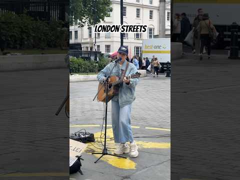 London Streets 💙❤️ #shorts #trending #london #uk #trafalgarsquare #streets #music #song #travel