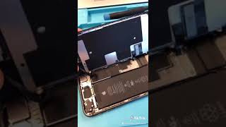 iPHONE 8 screen replacement
