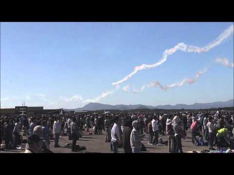 2015築城基地　ブルーインパルス飛行展示