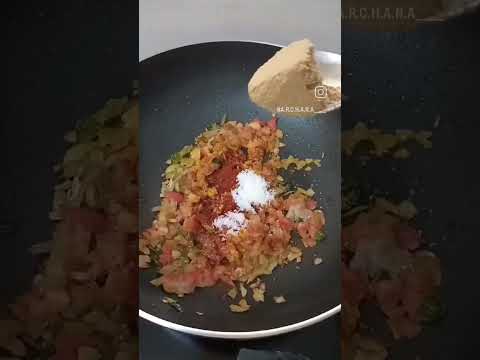 Sahi paneer masala with aalu puri