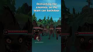 The Perfect Distraction #leagueoflegends #leagueoflegendsmemes #leagueoflegendsmeme #shorts