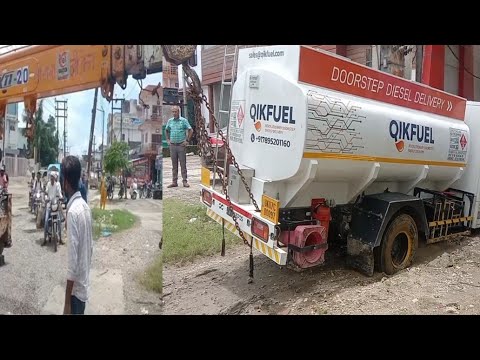 😱😱socha nahin tha bhai crane se nikaalne pad jayegi gadi Ko😱😱