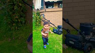 Cute little boy and pigeons 🧿♥️🧿 #like #share #comment #subscribe #Epictuber