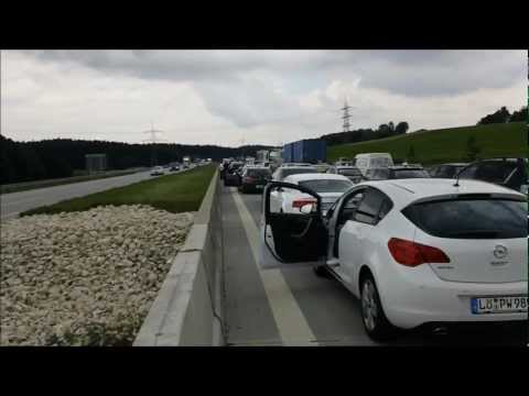 Parkplatz auf der A8 [München-Stuttgart am 22.07.11]