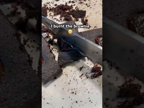 I burnt the brownie 😬 #shorts #brownie