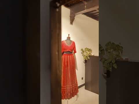 house of Em kay Studio, V J Lane , Vellayambalam, Trivandrum  calls us on 9740798443
