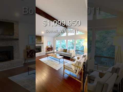 Your own Private Spa! Bothell Home with Hot Tub, Wet Bar & Turf Lawn! 🤩