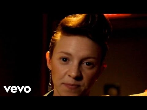 La Roux - Vevo GO Shows: In For The Kill