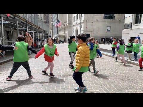 Pine Street School - A day in the life of an elementary student