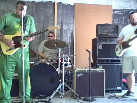 The New Kings of Rhythm--Early in the Mornin'(Junior Wells)