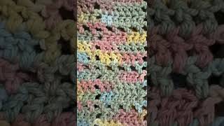 Stash busting some yarn 🧶🤗 #crochet #crochettotebag #usewhatyouhave