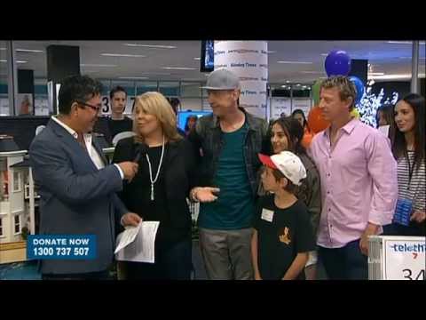 Nova presents Loud Shirt Day fundraising tally @ Telethon