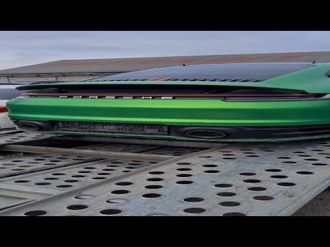 Porsche 911 CRASHED Supercars?!🚘 #shorts #porsche