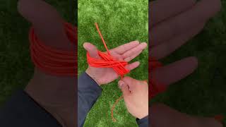 No tangle paracord deployment
