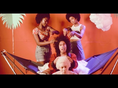 Luna Luna - Fro (Feat. Pretty Boy Aaron) (Official Music Video)