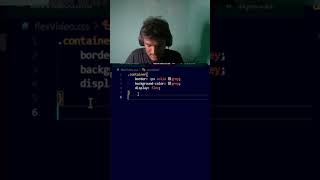 💻💪 Using display: flex; to create responsive layouts like a pro. It’s all about that flex life! 💡🔥
