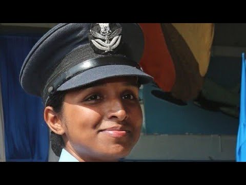 Indian Girl Making Fun of Her Own Country – Funniest Meme Compilation!"🤣