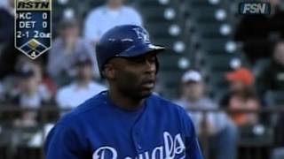 Reggie Sanders records his 300th career MLB stolen base | May 1, 2006 | Royals @ Tigers