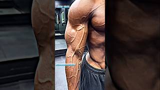 bro arm 🥶 #bodybuilding #bodybuilder #shorts #gym #gymworkout #gymlife