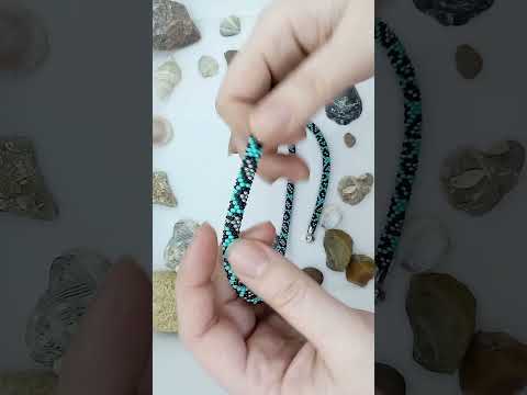 #beadedjewelry #jewelry #snakejewelry