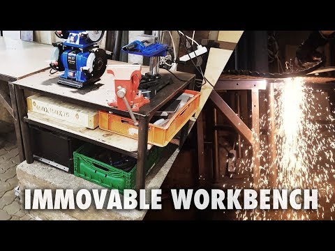 Mini Workbench on concrete Slab