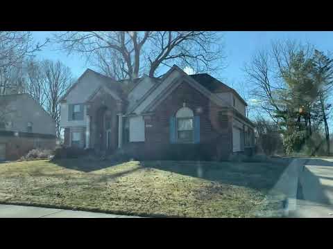 Neighborhood Tour of Royal Pointe, Canton, MI with local realtors Greg and Wendy Kime