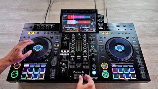 Pro DJ Does Insane Mix on $2,000 XDJ-RX3!!