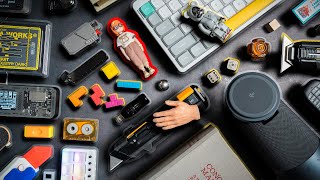 8 Essential Gadgets for your Work-From-Home Office in 2025!