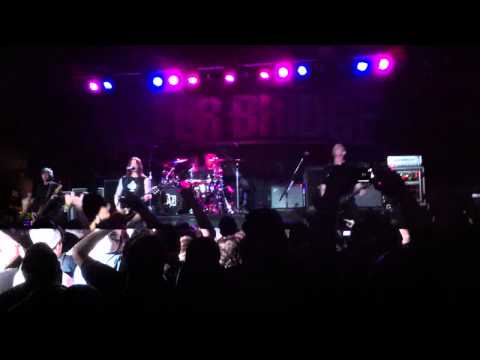 Alter Bridge - Buried Alive LIVE: Knoxville, TN 5/10/2011