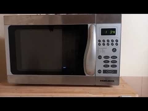 Setting Clock on a Black and Decker BMO700S.