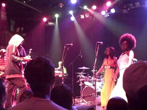 The Wailers with Yvad and Elan - "Get Up, Stand Up" - Live in NYC - March 15, 2009