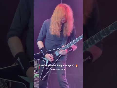 Dave Mustaine shredding on his axe at 62 🔥 #megadeth #davemustaine #liveshow