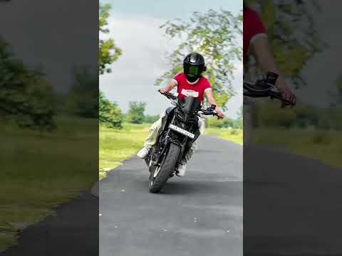 💞girl bike rider and bike lover 😇 @axomiyafile02 || #bike #shortvideo #mt15 #explore #mtlover