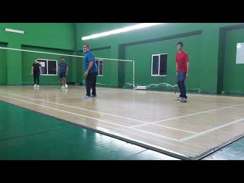 Family badminton (2)