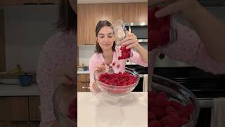 Frozen yogurt raspberry bars