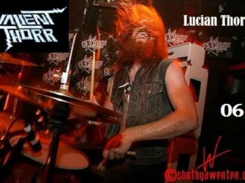 15 Awesome Drummers