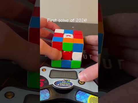 Happy new year! #cubingshorts #newyearsresolution #rubikscube
