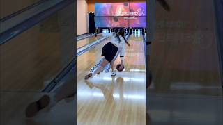 My slow motion release 😊 I recorded it again because you often ask #bowling
