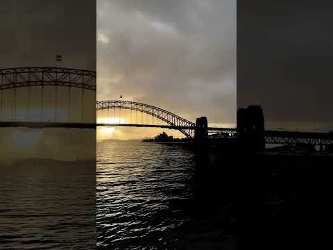 #australia #sydney #travelguide #travelvlog #travelvideo #video #trip #voyage#sunset #bridge