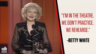 Betty White Accepts The Lifetime Achievement Award | AMERICAN COMEDY AWARDS (1990)