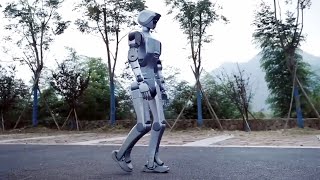 DEEP Robotics DR02 Isn’t a Toy — And the Internet Is Confused!