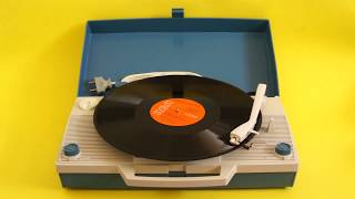 National Portable Record Player Model FG-521DU