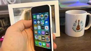 Converting an old iPhone 5C from blue to white, disassembly/assembly video