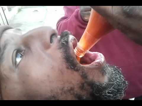 LOL 4U NOW - EPIC FAIL 003 - CRAKHEAD HOTSAUCE