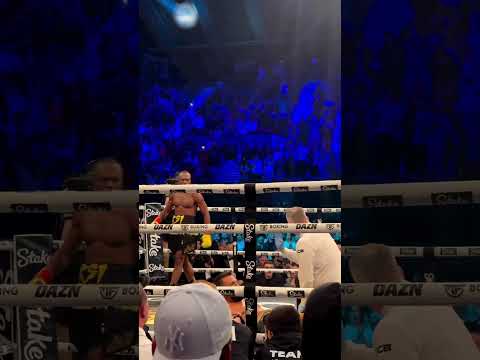 KSI knocks out Joe Fournier with a controversial elbow 😱 #boxing #youtube #youtubeshorts